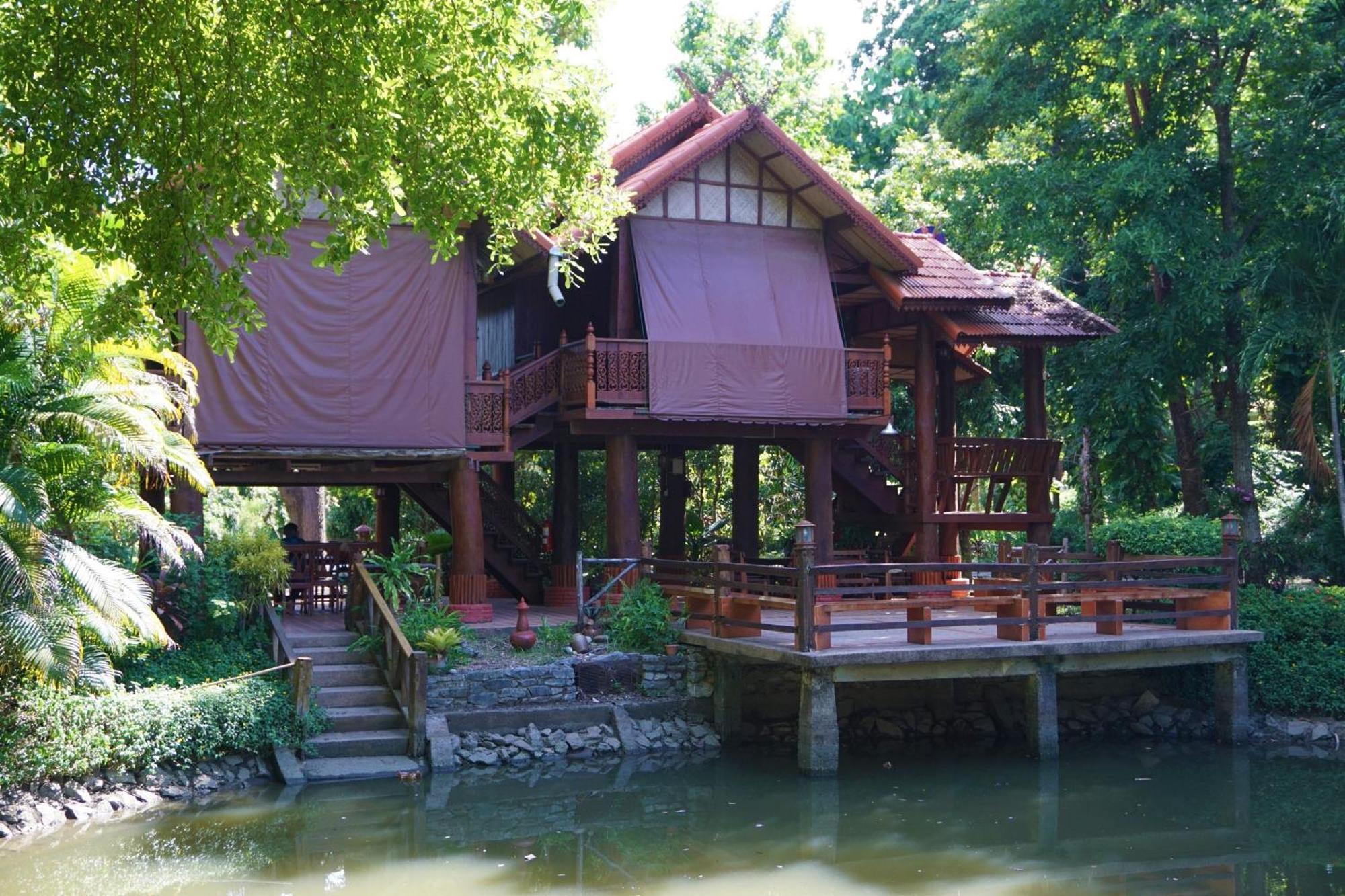 Hotel Bhupimarn Garden House Chom Thong Exteriér fotografie